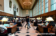 加拿大大學(xué)住宿每年花多少錢？