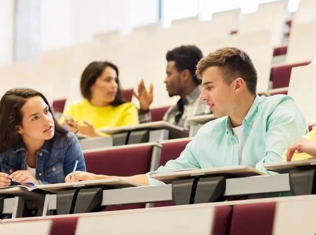 UCAS英國本科補申開放中.png UCAS英國本科補申開放中.png