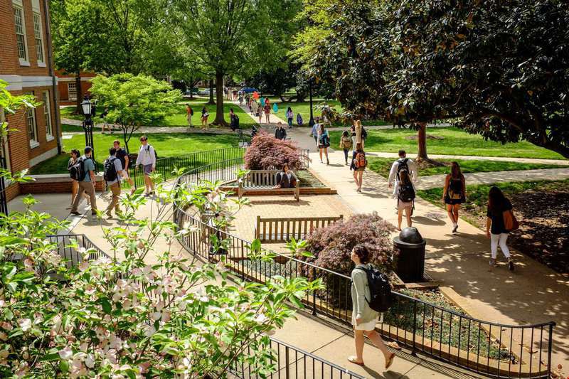 維克森林大學(xué).jpg 維克森林大學(xué).jpg