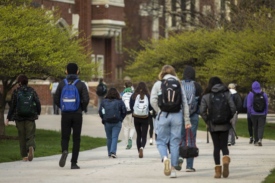 美高學生申請大學有什么優勢.jpg 美高學生申請大學有什么優勢.jpg