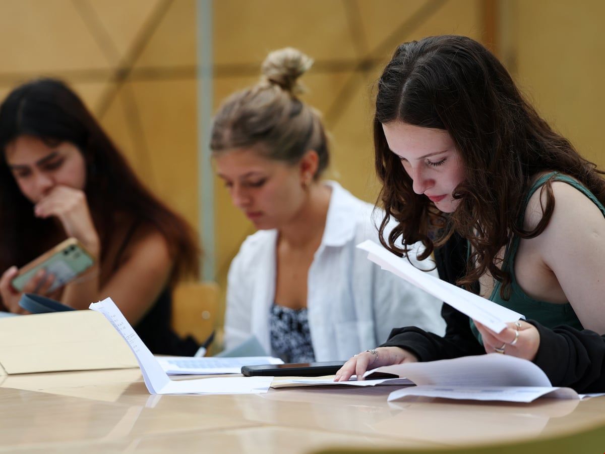 alevel重考影響英國(guó)大學(xué)申請(qǐng)嗎.jpg alevel重考影響英國(guó)大學(xué)申請(qǐng)嗎.jpg